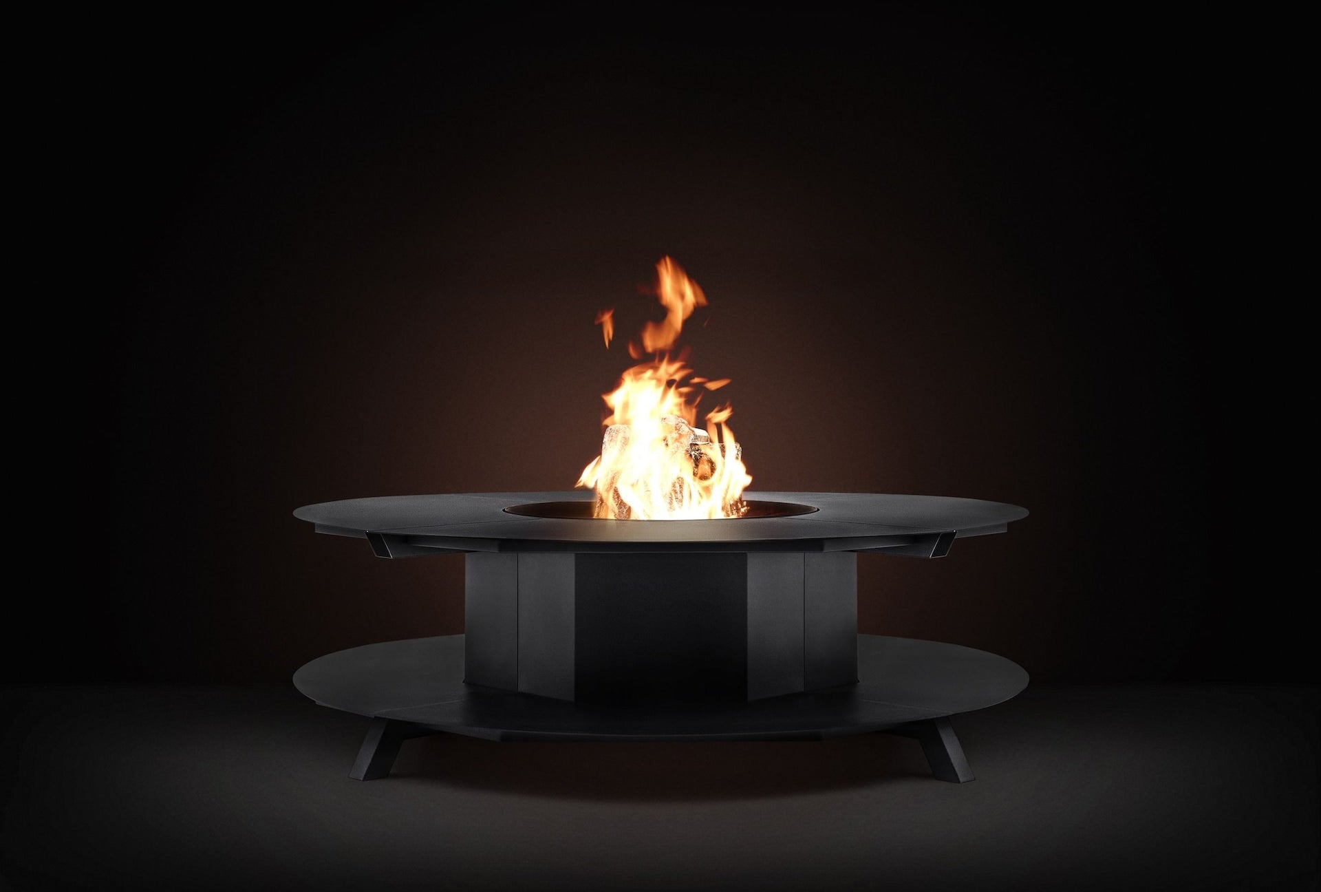 Backyard Lifestyles Simcoe Fire Pit, 47", Black
